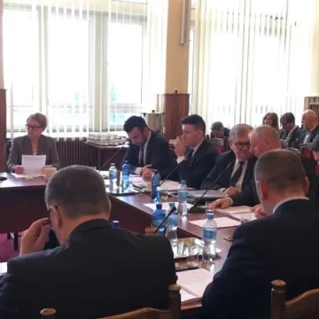 Miejscy radni z wyższymi dietami