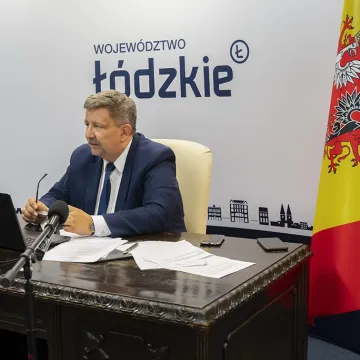 Zarząd województwa łódzkiego z wotum zaufania i absolutorium