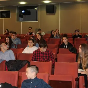 Konkurs ortograficzny „Miłość pisze się Jezus” w MDK