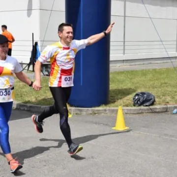 Pobiegli w memoriale 