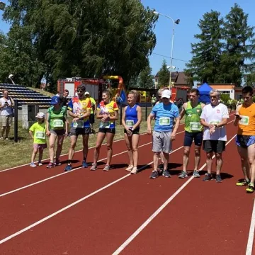 „Bieg na 1 Milę” na otwarcie nowej bieżni w Kamieńsku