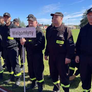 [WIDEO] Powiatowe Zawody Sportowo-Pożarnicze OSP w Kamieńsku: rywalizacja na najwyższym poziomie