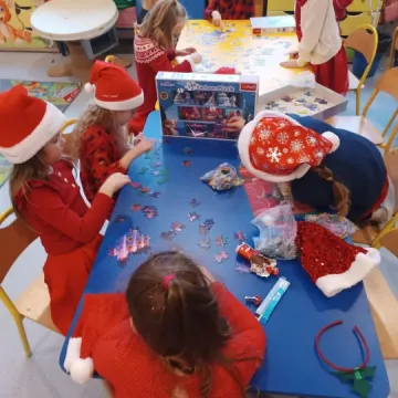 Święty Mikołaj w PSP nr 8 w Radomsku