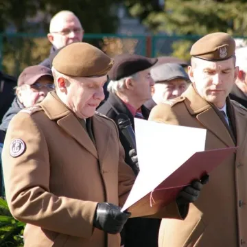 Cześć i chwała bohaterom!