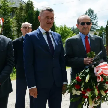 Wola Życińska: w hołdzie partyzantom