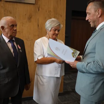 Medale prezydenta RP dla ośmiu par z Radomska