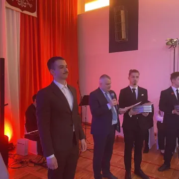 Elektryk pożegnał absolwentów. Teraz czas na maturę