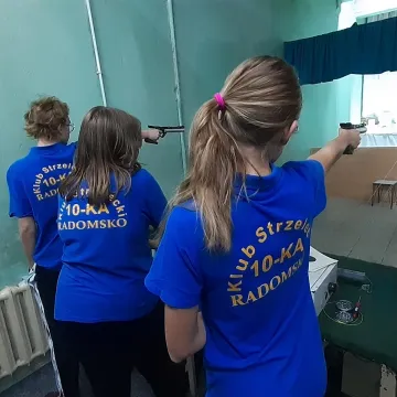 8 medali dla pistoleciarzy z OKSS „10-tka”