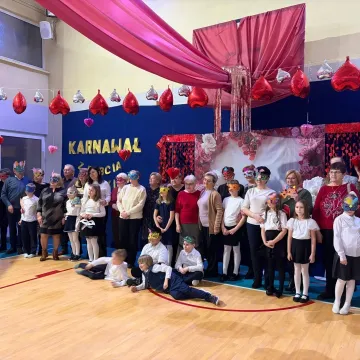 Karnawał połączył pokolenia w PSP nr 3 w Radomsku