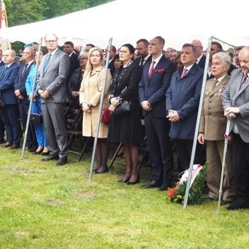 W Bąkowej Górze upamiętniono 77. rocznicę mordu żołnierzy KWP