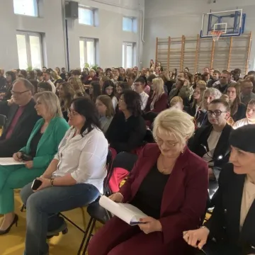 Najlepsi z najlepszych. Uczniowie  nagrodzeni stypendiami prezydenta