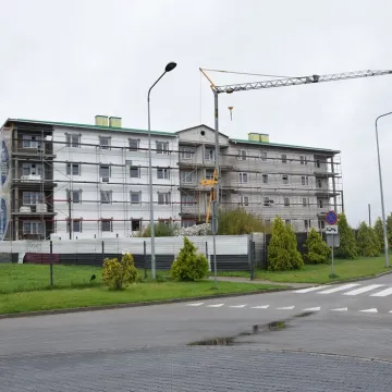 Budowa bloku przy ul. Sadowej 7E na półmetku