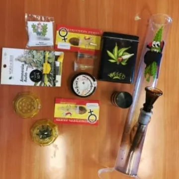 Piekł ciasteczka nadziewane marihuaną