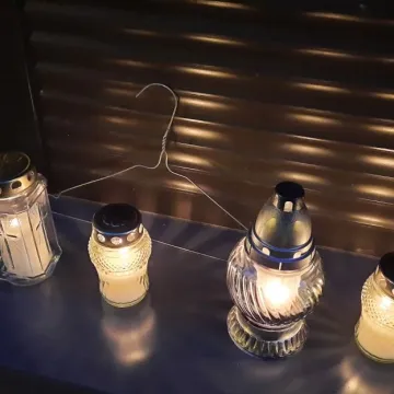 Kolejny dzień protestów pod biurem posłanki Milczanowskiej w Radomsku