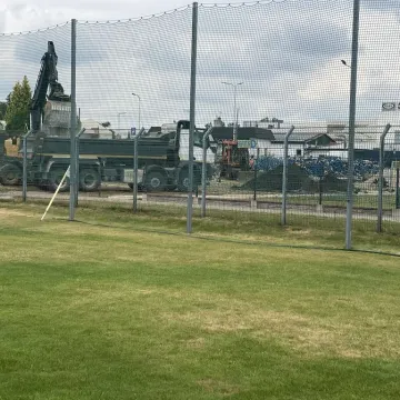 Nowa era stadionu w Radomsku. Kibice dostaną krzesełka ze starej trybuny