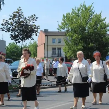Procesje przemierzyły ulice