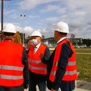 Radni wizytowali budowę nowego basenu w Radomsku