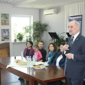 Macierewicz o programie rządu