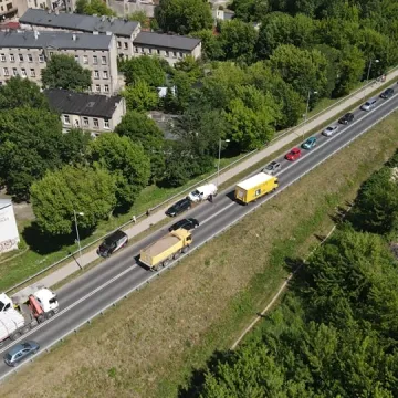 Duże utrudnienia na wiadukcie w Radomsku!