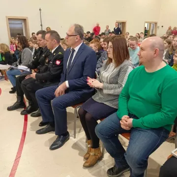 Mały bohater Miłosz Kwaśniak odebrał nagrodę od prezydenta Radomska