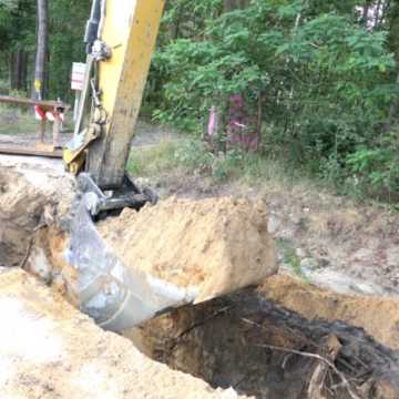 Trwa budowa kanalizacji sanitarnej w miejscowościach Lipie i Dąbrówka