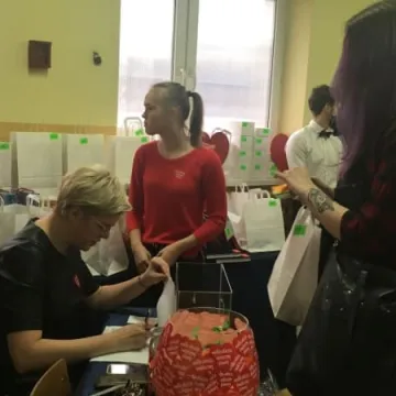 Licytacje dla WOŚP w ZSE-E w Radomsku