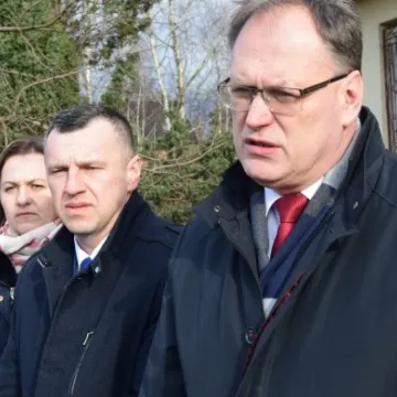 O losach budynku po byłej szkole w Suchej Wsi zdecydują mieszkańcy