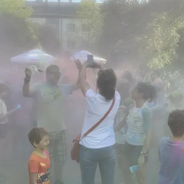 Magia kolorów, czyli Holi Day 2024 w Radomsku