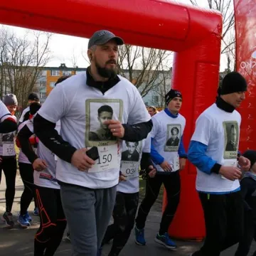 Pobiegli Tropem Wilczym