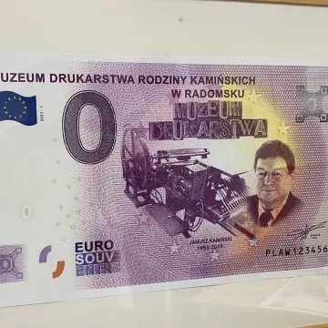 Janusz Kamiński na banknocie „0 Euro”