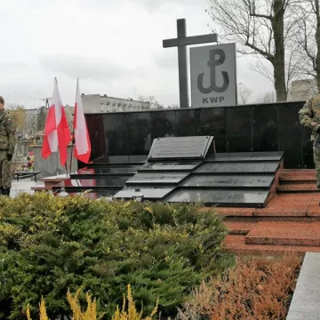 Oddali hołd „Warszycowi”