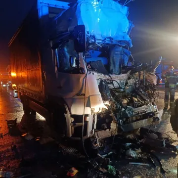 Wypadek na A1 w Kamieńsku. Jedna osoba poszkodowana