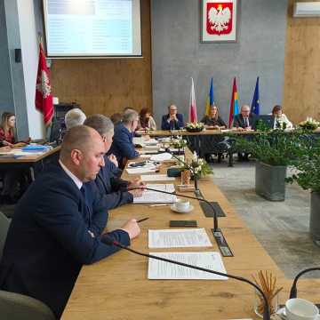 Sesja Rady Miejskiej w Radomsku. Radni przyjęli budżet na 2023 rok