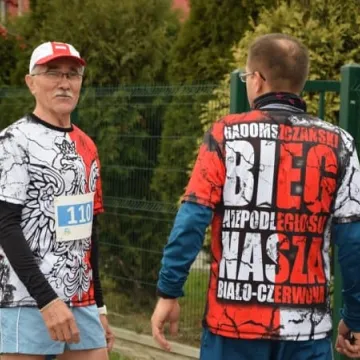 Pobiegli i uczcili rocznicę odzyskania niepodległości 