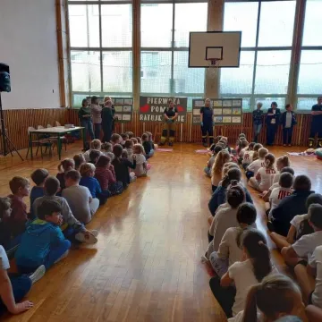 Strażacy z Kamieńska uczyli pierwszej pomocy