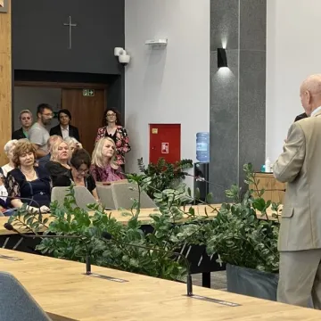 Poetycko o Różewiczach – nowy tomik stowarzyszenia „Ponad”