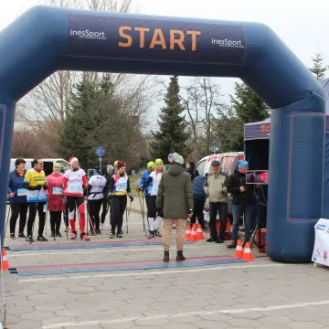 Radomsko: Ponad 200 zawodników w biegu „Szansa Na 5”