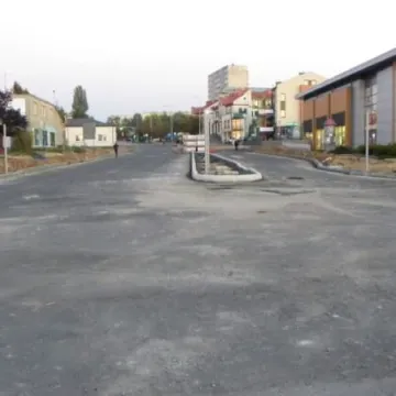 Postęp prac przy przebudowie skrzyżowania 