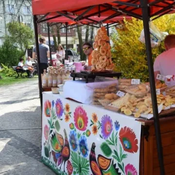 Food trucki opanowały plac 3 Maja