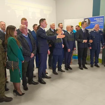 W szkole w Kietlinie otwarto wirtualną strzelnicę