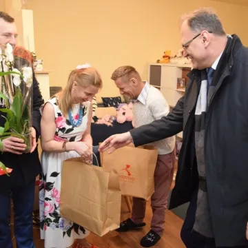 Mareczek wraz z siostrzenicą dostali nowe mieszkanie