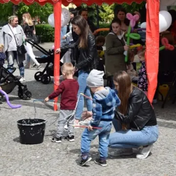 Piknik Funduszy Europejskich na placu 3 Maja