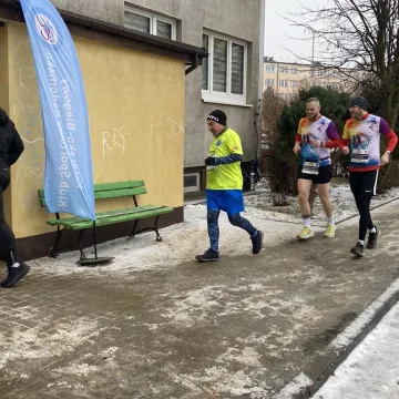 Od Piastowskiej do Leszka Czarnego. Biegacze wspierali WOŚP