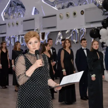 Studniówka 2022: bal maturzystów z I LO w Radomsku