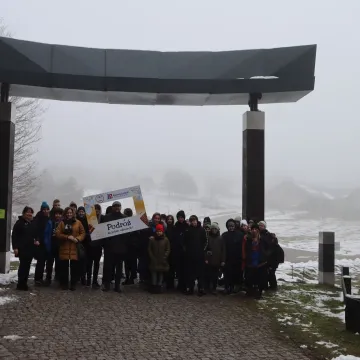 Wybrali się w podróż za jeden uśmiech...