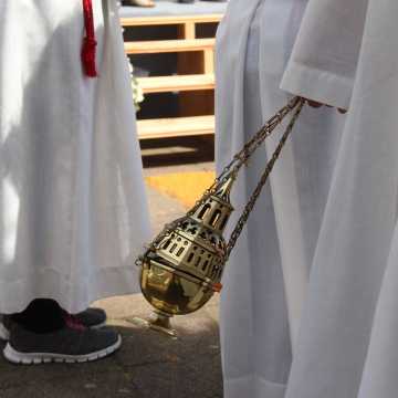 Arcybiskup Depo odwołał dyspensę od udziału w niedzielnych mszach