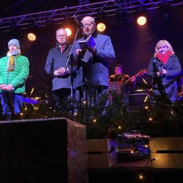 [WIDEO] Halina Mlynkova na Jarmarku Bożonarodzeniowym w Radomsku