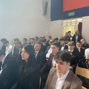 Elektryk pożegnał absolwentów. Teraz czas na maturę