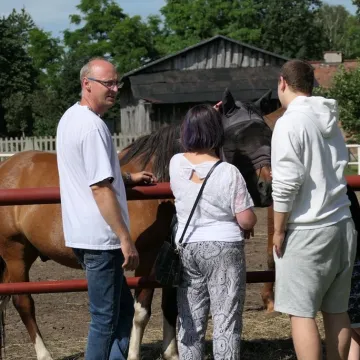 Inauguracja wakacji w Stajni Gowarzów. Były atrakcje dla całych rodzin