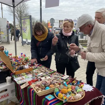 Domowe wypieki, wędliny i ozdoby. Tak wyglądał V powiatowy kiermasz wielkanocny